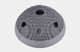 Круглый металлический образец с пористой структурой из раздела Ортопедия FastForm3D